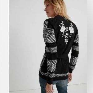 Lucky 🍀 Brand cardigan